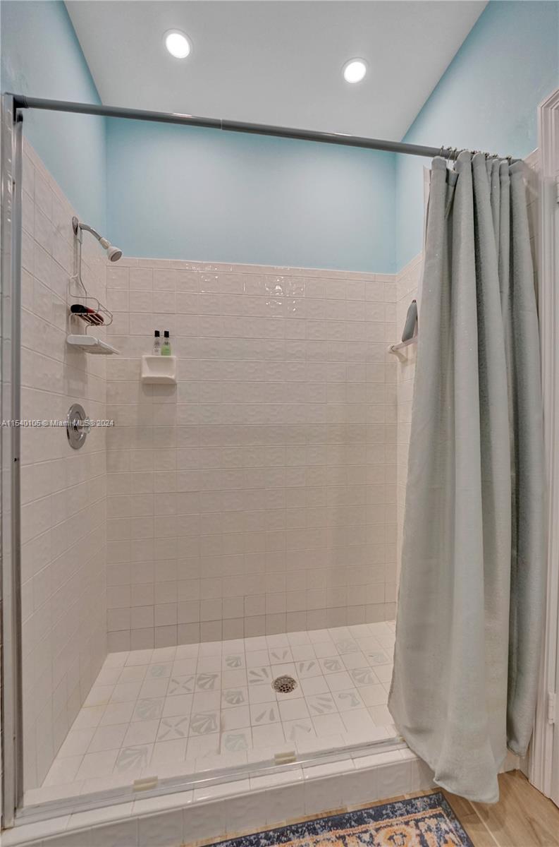 4212 N Ocean Dr Property Photo 86