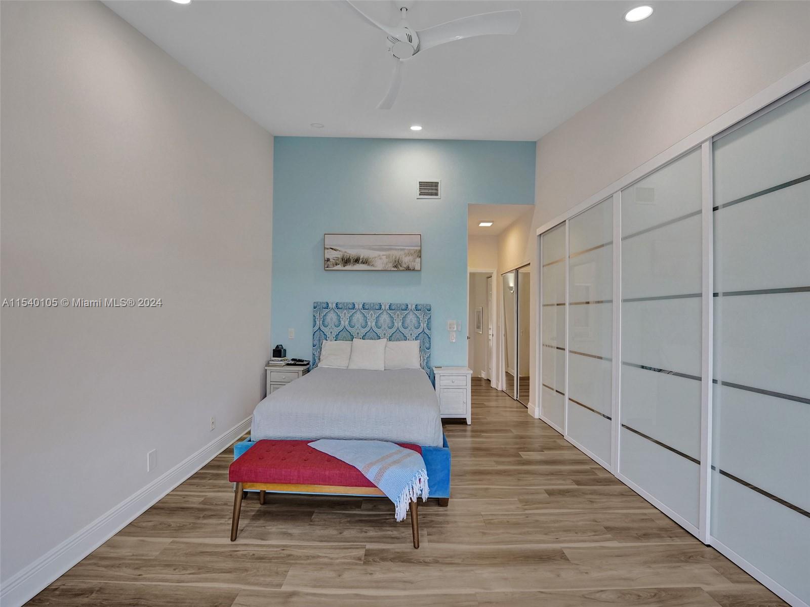 4212 N Ocean Dr Property Photo 93
