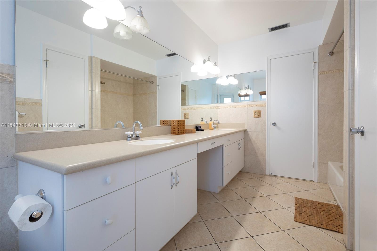 10130 Sw 70th Ave Property Photo 29