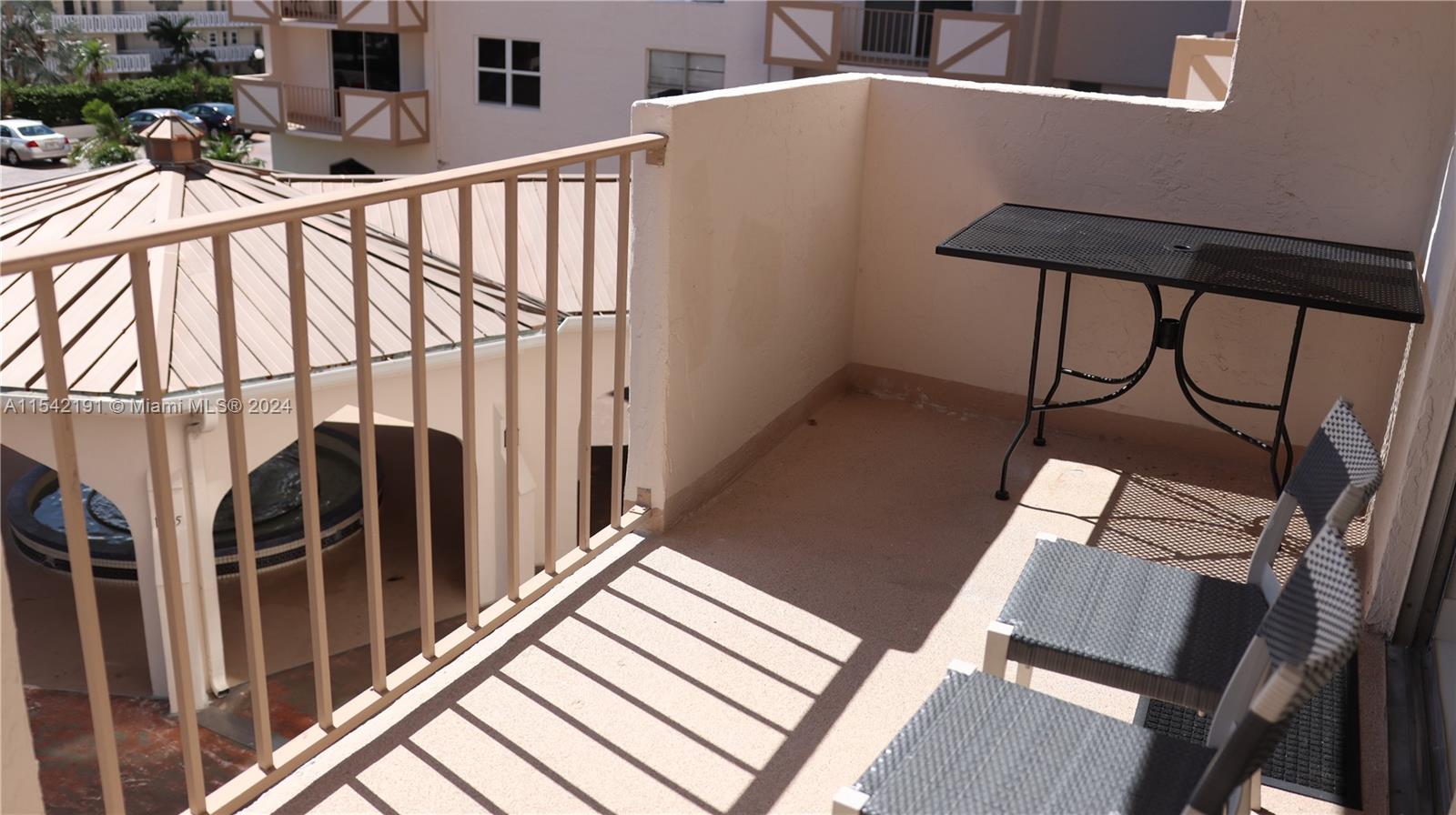 1865 S Ocean Dr 4f Property Photo 26