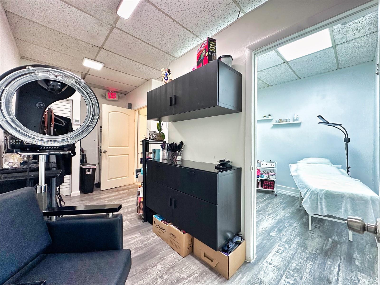 Full-service Beauty Salon For Sale On 8th Street In Miami Property Photo 6