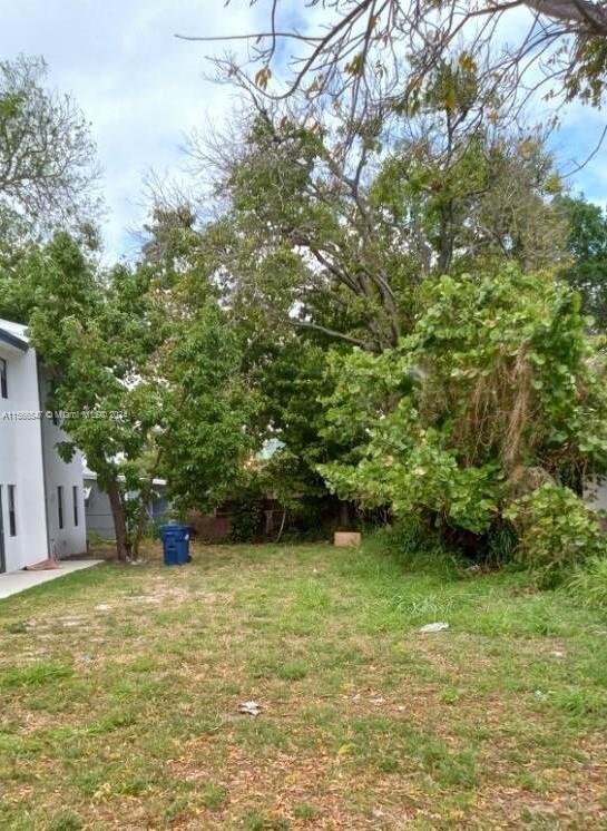 1841 Nw 70th St Property Photo 2