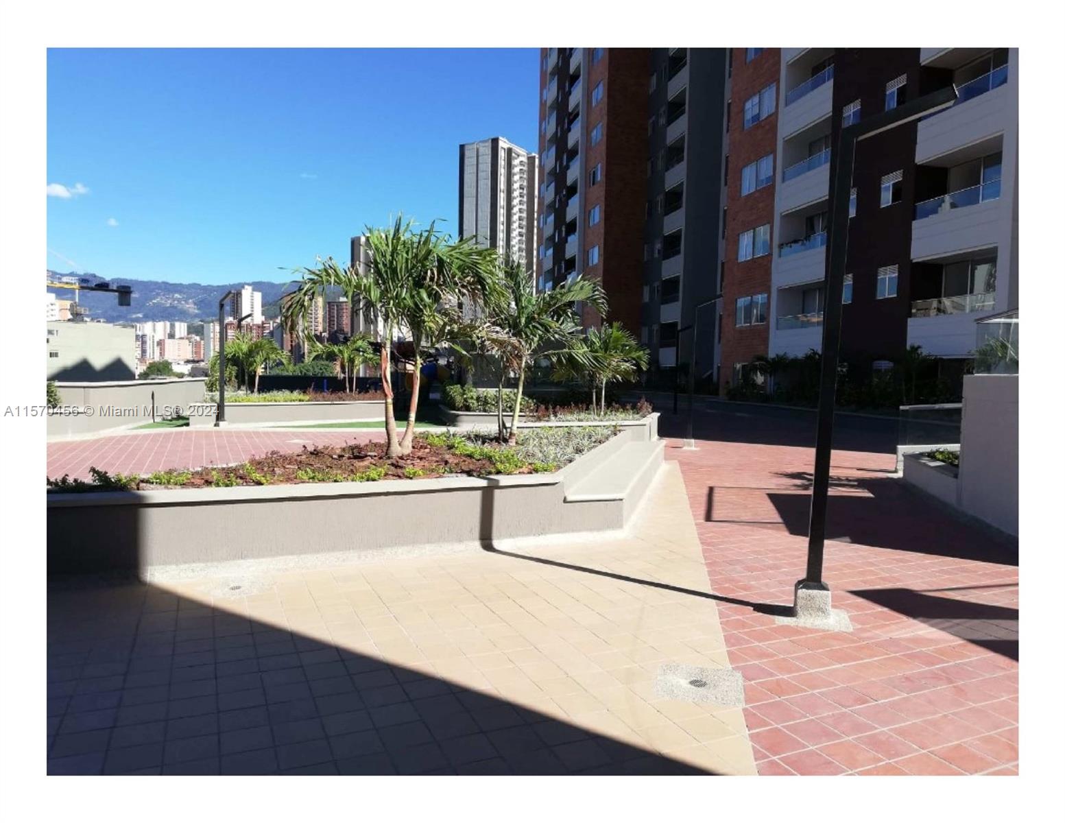 Sabaneta Real Estate Listings Main Image