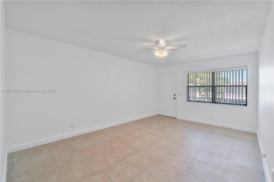3266 Nw 104th Ave 3266 Property Photo 9