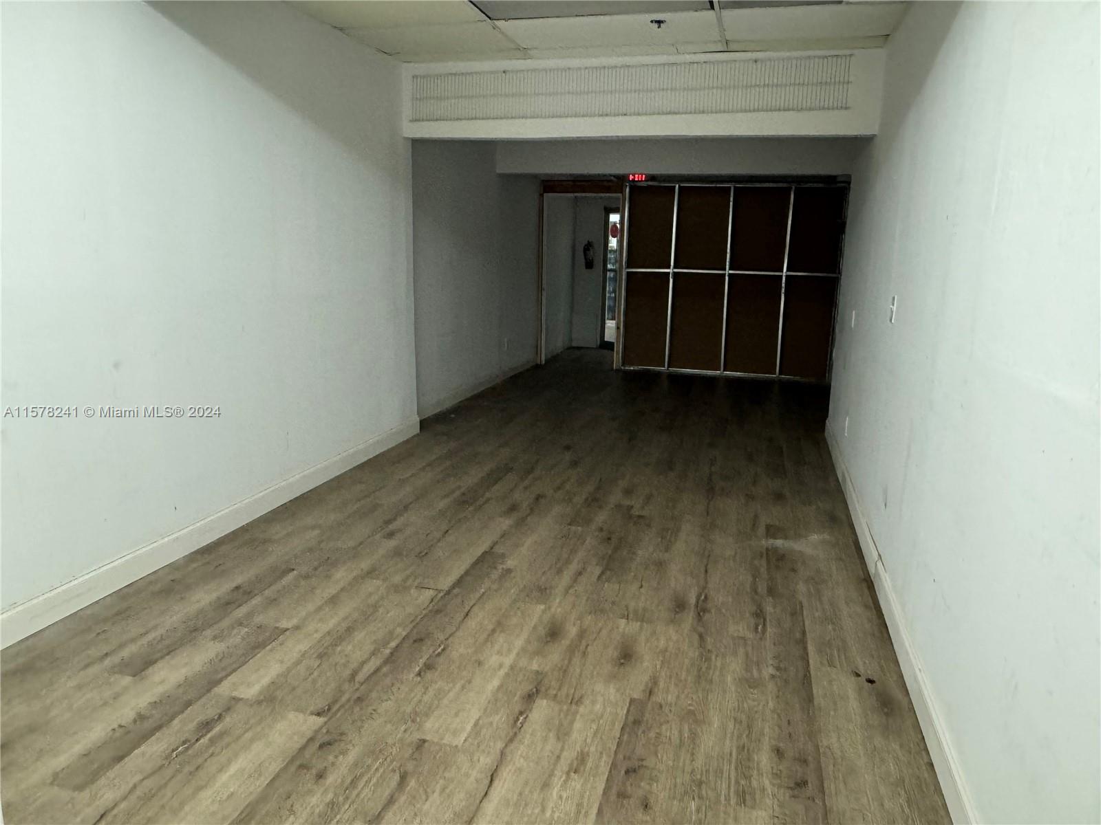 5445 Collins Ave Cu4 Property Photo 8