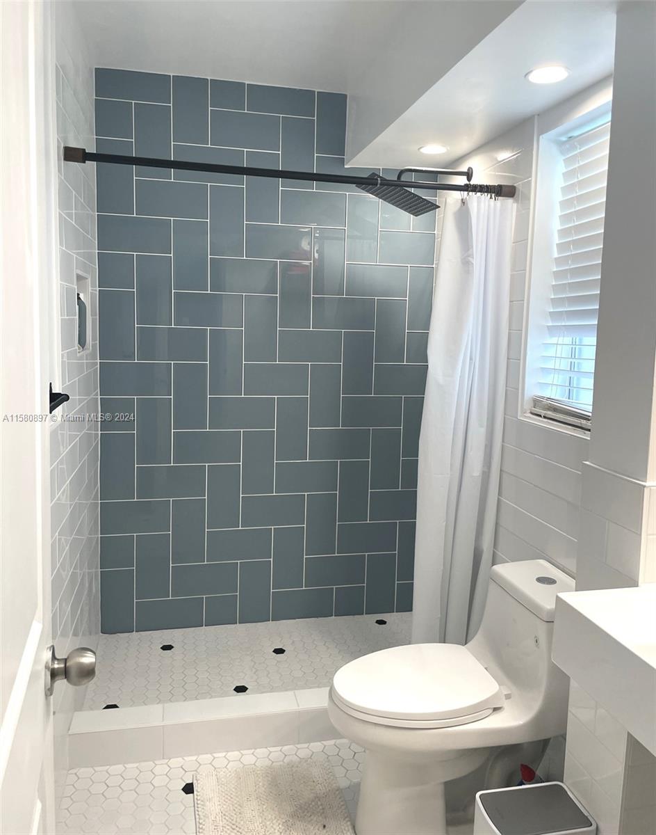 5254 Ne 6th Ave F30 Property Photo 15