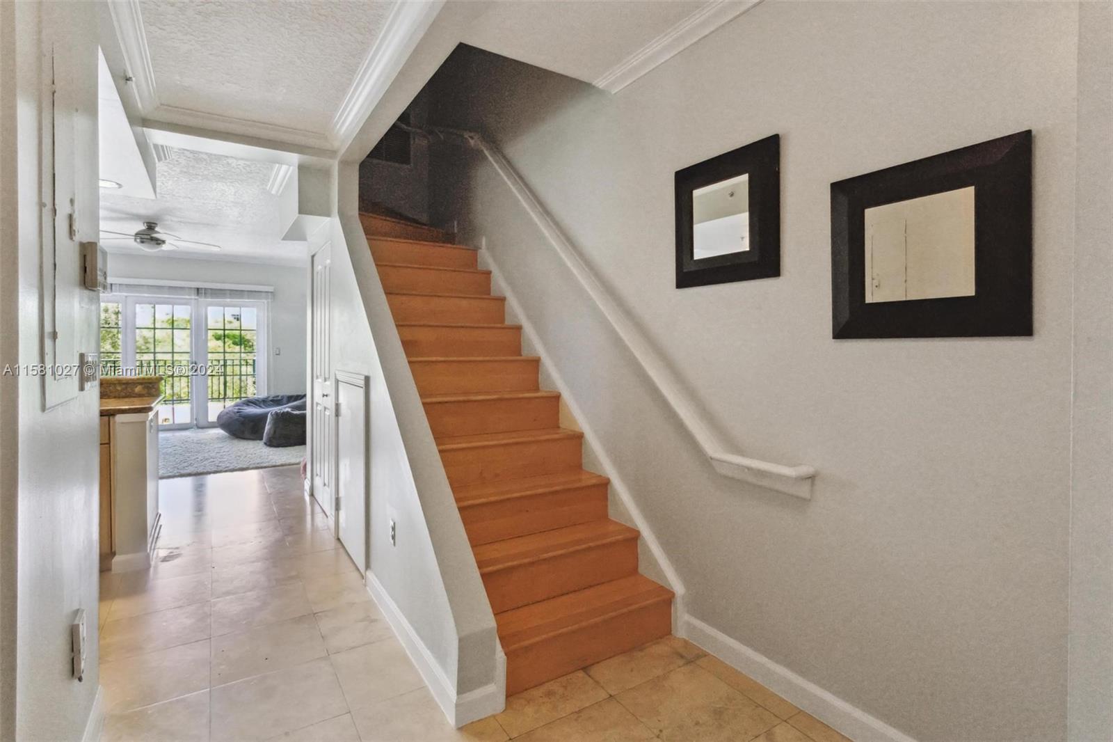 300 Euclid Ave 206 Property Photo 12