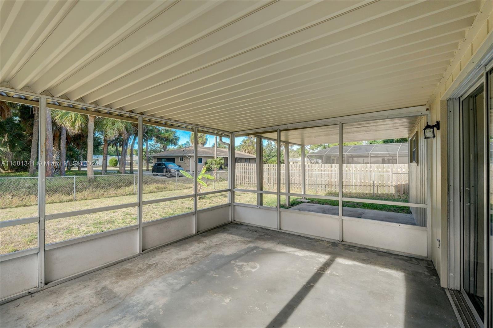 7004 Georges Rd Property Photo 23