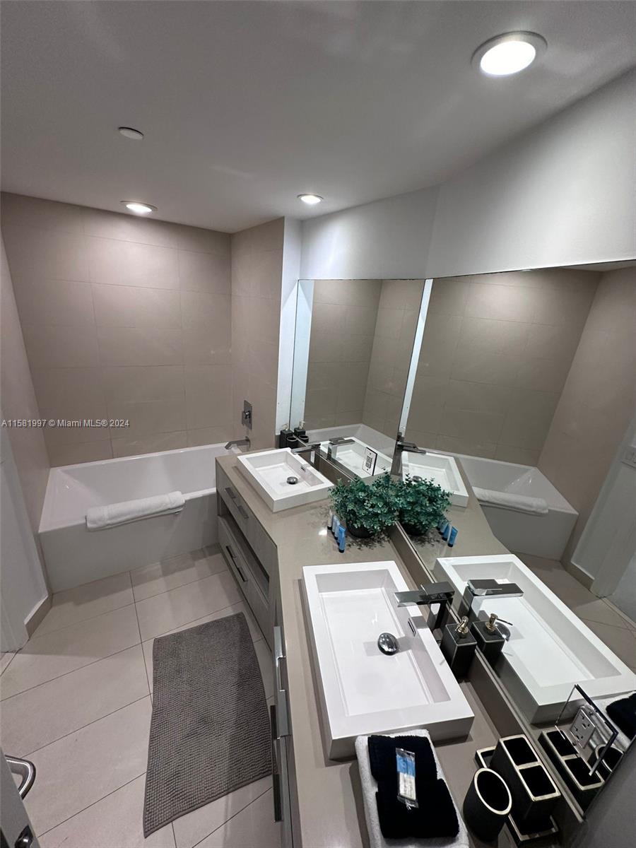 4111 S Ocean Dr 2602 Property Photo 16