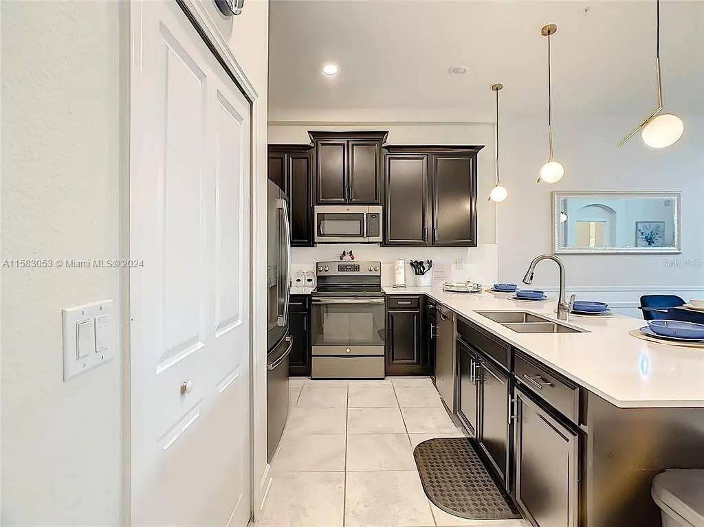 587 Ocean Course Ave 1602 Property Photo 6