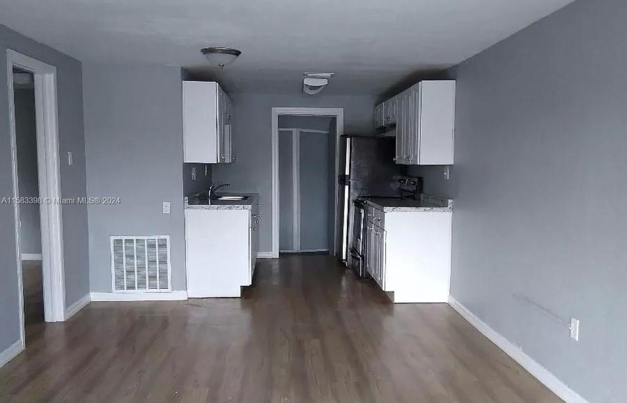 200 S New York Ave 1a Property Photo 3