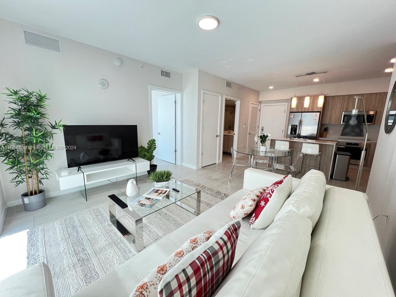 3900 Biscayne Blvd N-1005 Property Photo 10