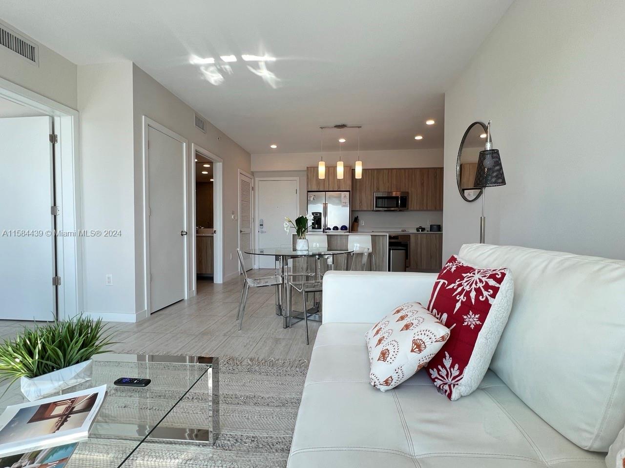 3900 Biscayne Blvd N-1005 Property Photo 11