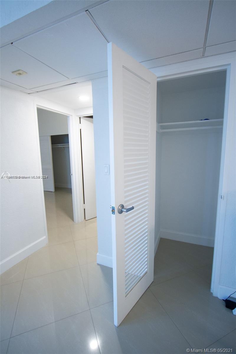 3801 S Ocean Dr Ph16s Property Photo 15
