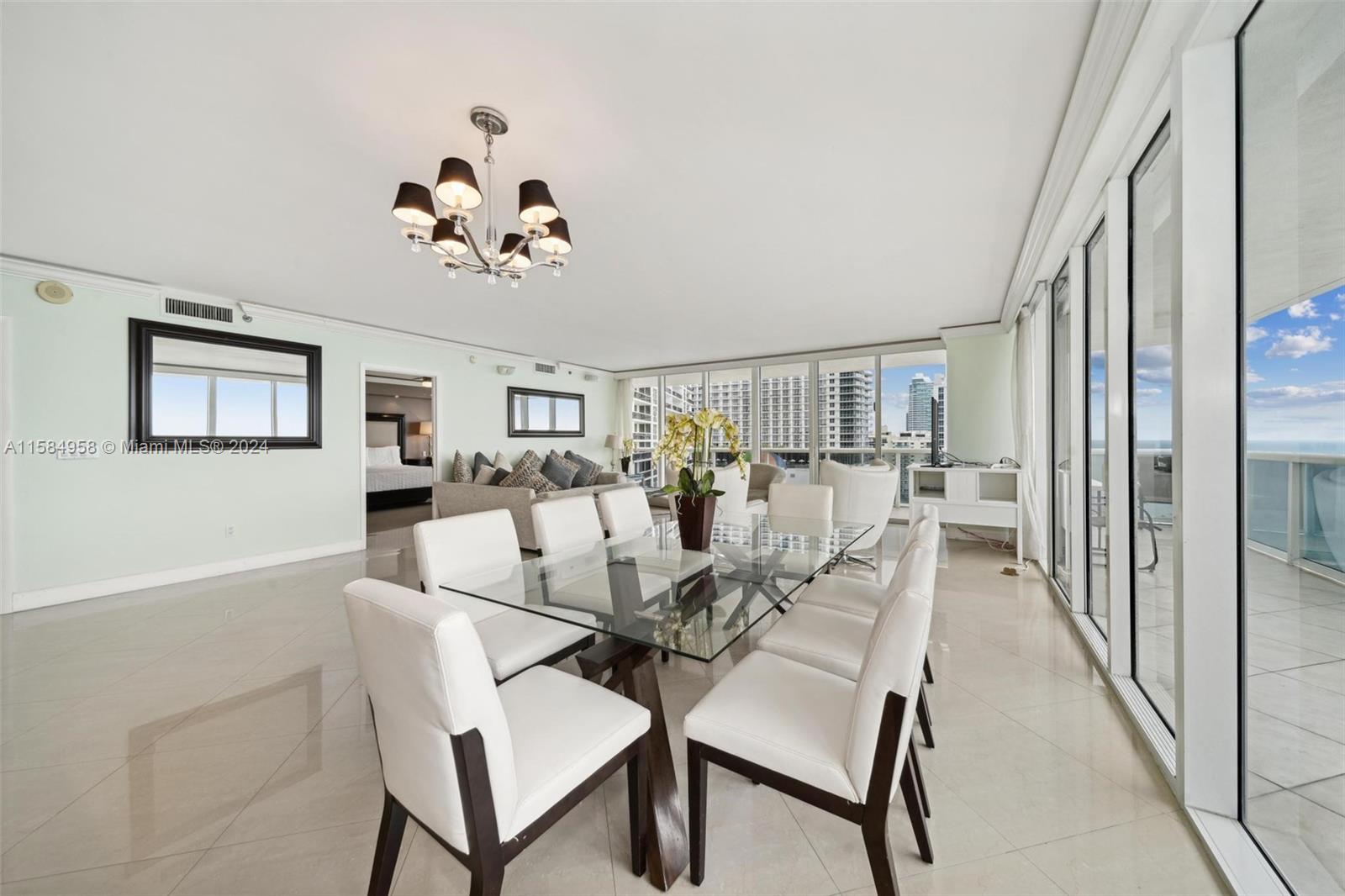 1830 S Ocean Dr 1701 Property Photo 4