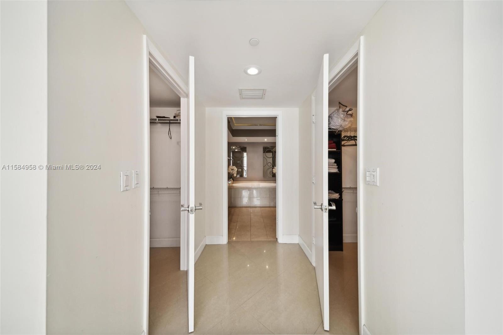 1830 S Ocean Dr 1701 Property Photo 25