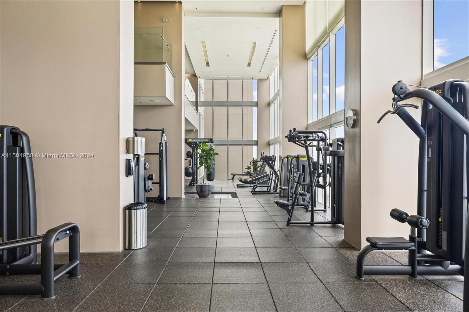 1830 S Ocean Dr 1701 Property Photo 46