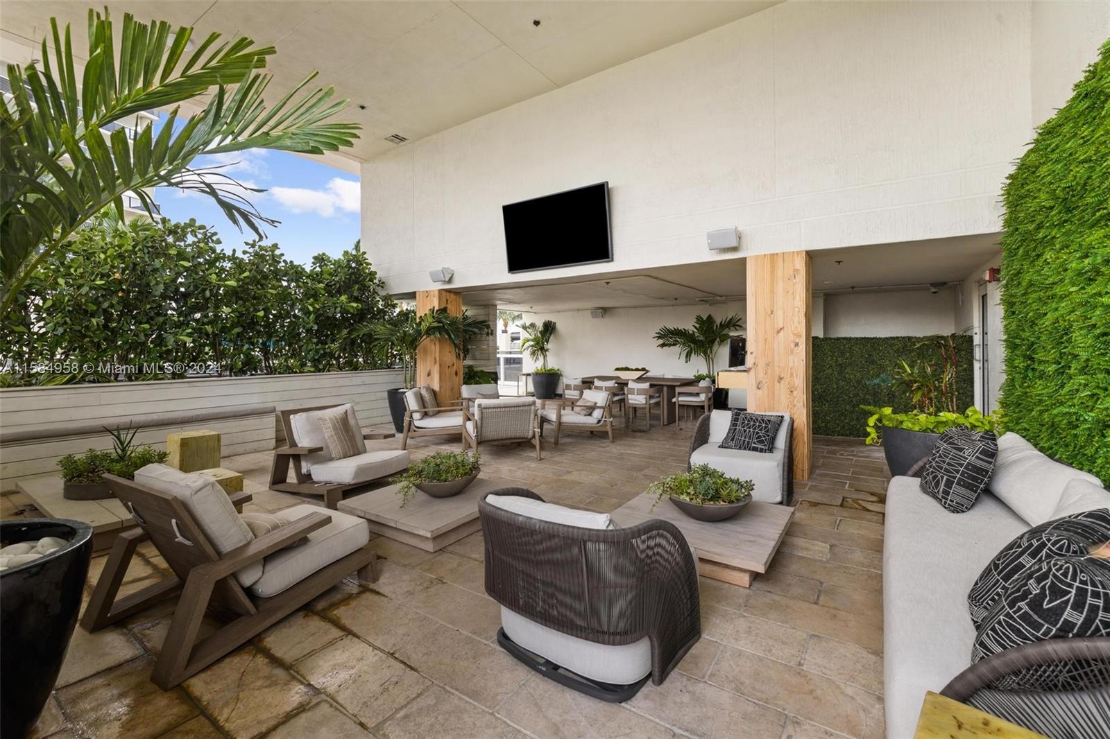 1830 S Ocean Dr 1701 Property Photo 64