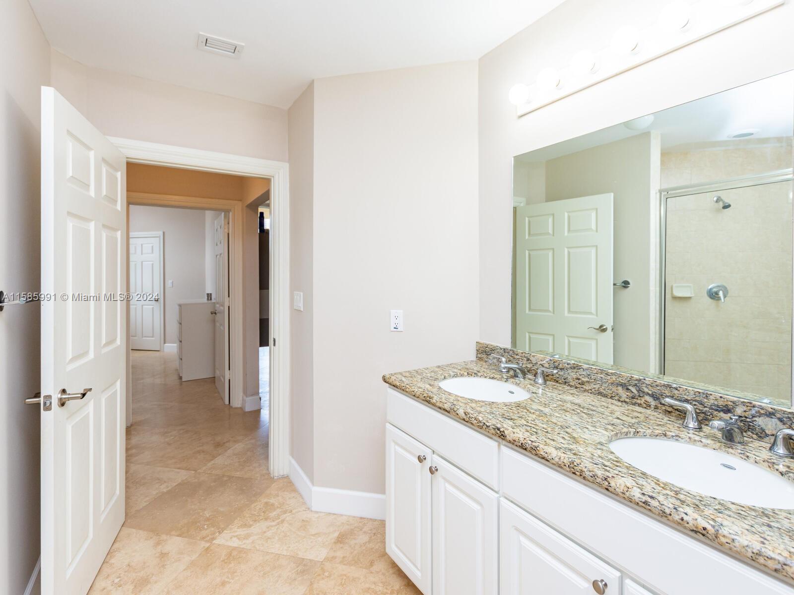 3001 Ne 185th St 517 Property Photo 45