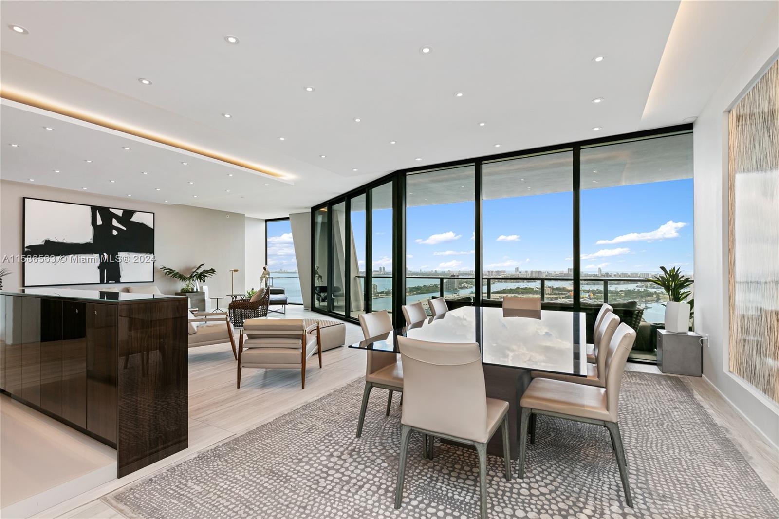 1000 Biscayne Blvd 3001 Property Photo 3