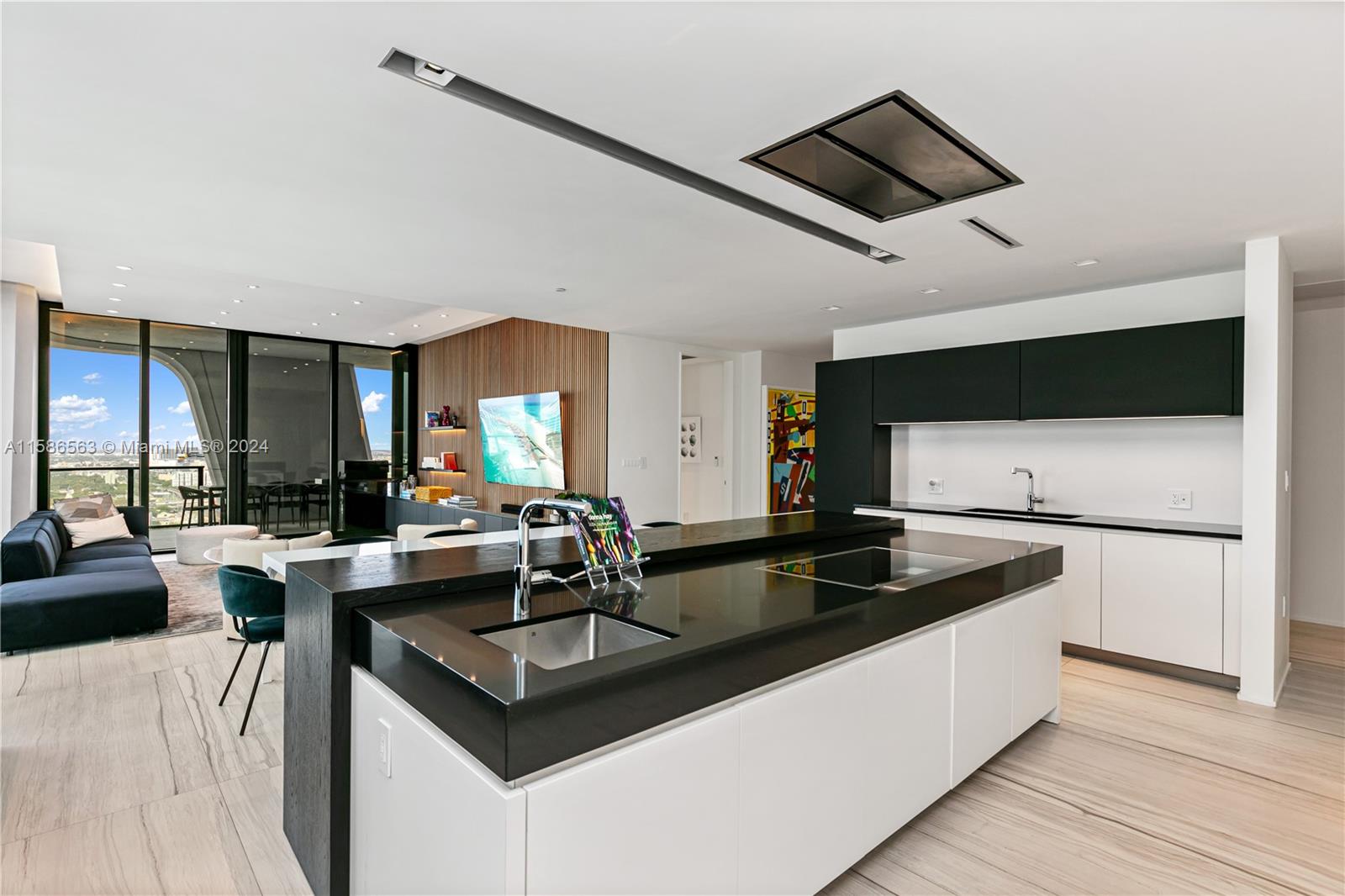 1000 Biscayne Blvd 3001 Property Photo 10