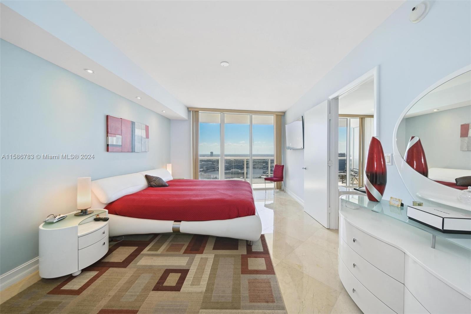 1800 S Ocean Dr 3206 Property Photo 12
