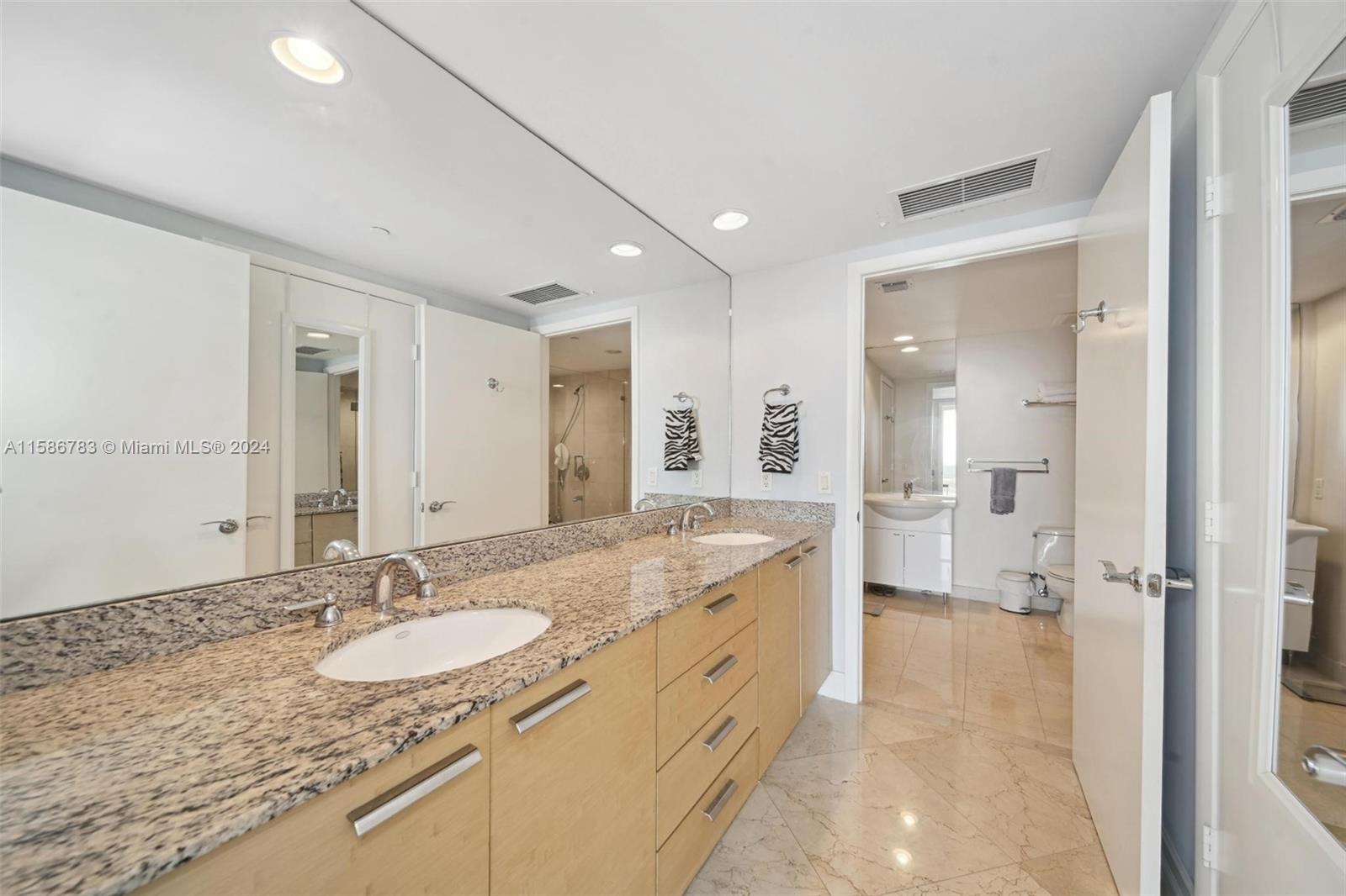 1800 S Ocean Dr 3206 Property Photo 14