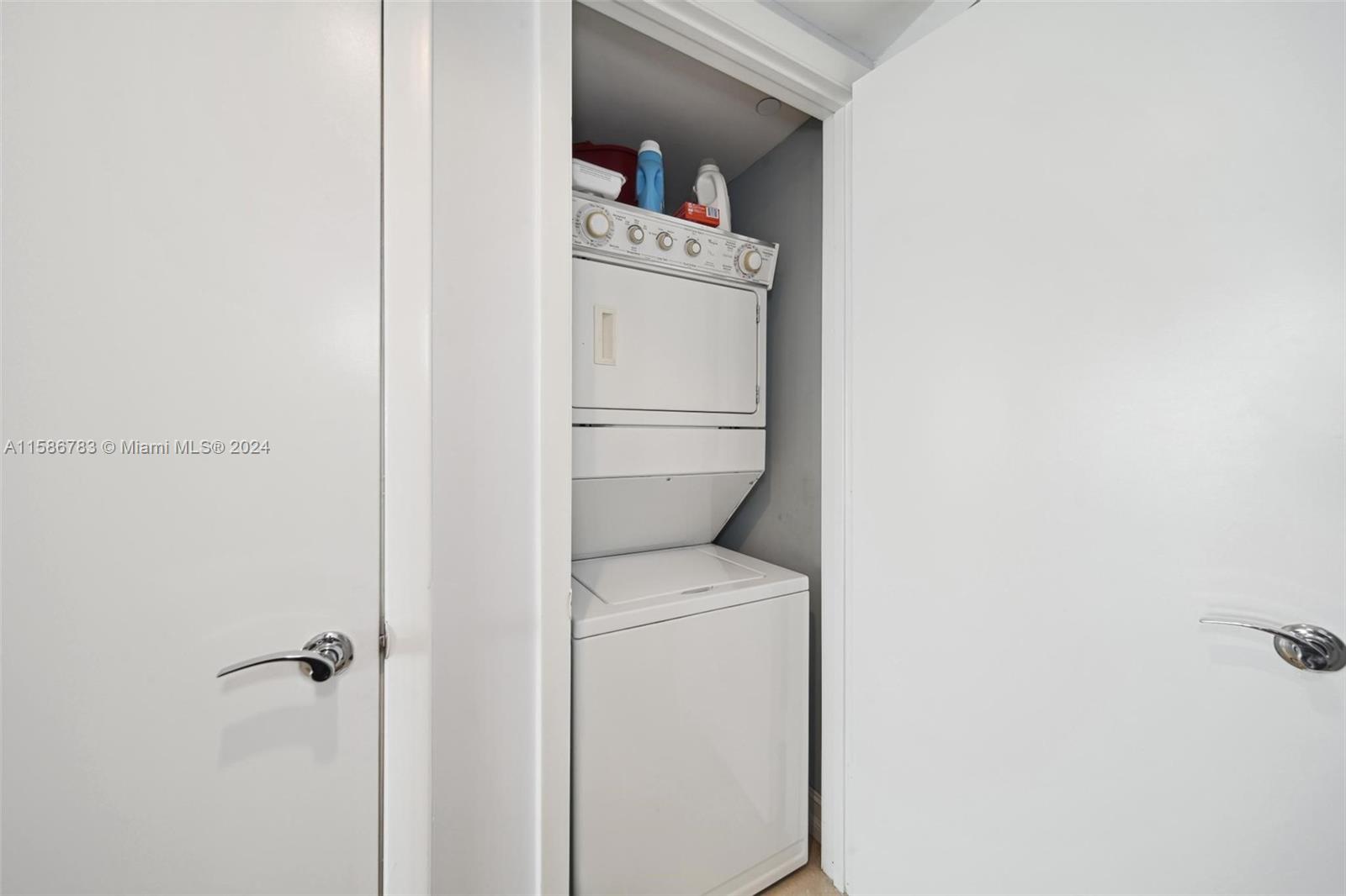 1800 S Ocean Dr 3206 Property Photo 18