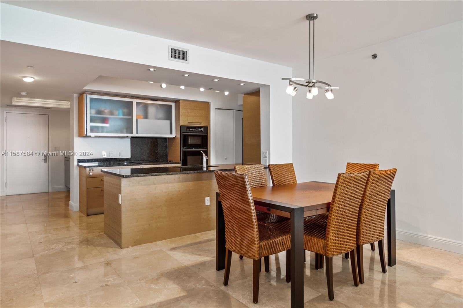 1830 S Ocean Dr 4204 Property Photo 6