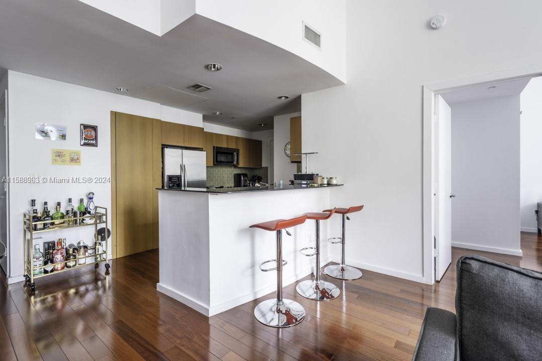 1060 Brickell Ave 1203 Property Photo 11