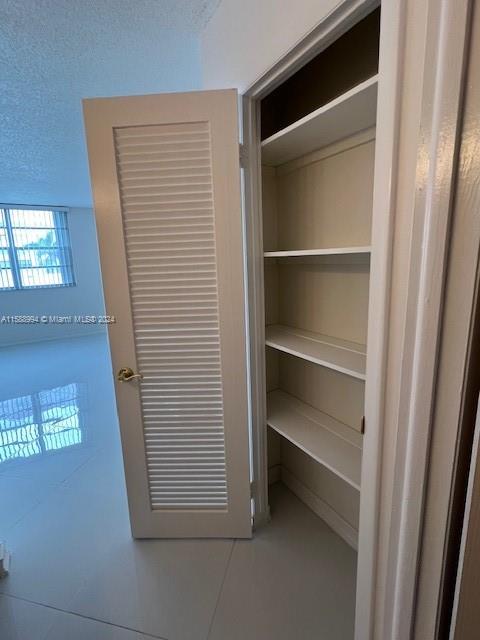 3113 S Ocean Dr 410 Property Photo 22