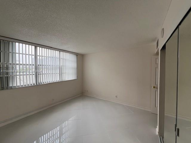 3113 S Ocean Dr 410 Property Photo 26