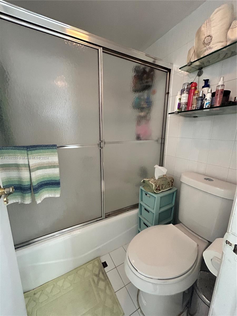 5050 Nw 7th St Ph1 Property Photo 24