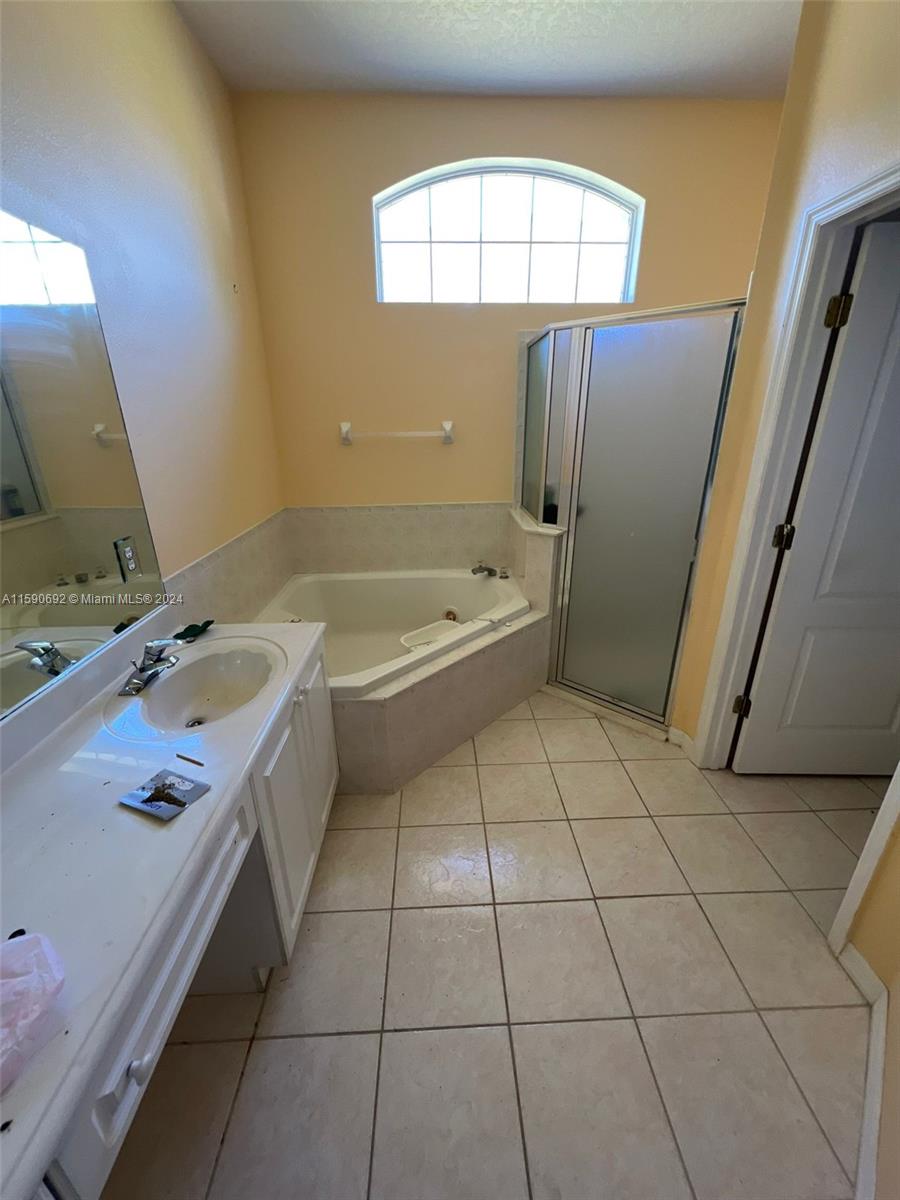 966 San Rafael Property Photo 3