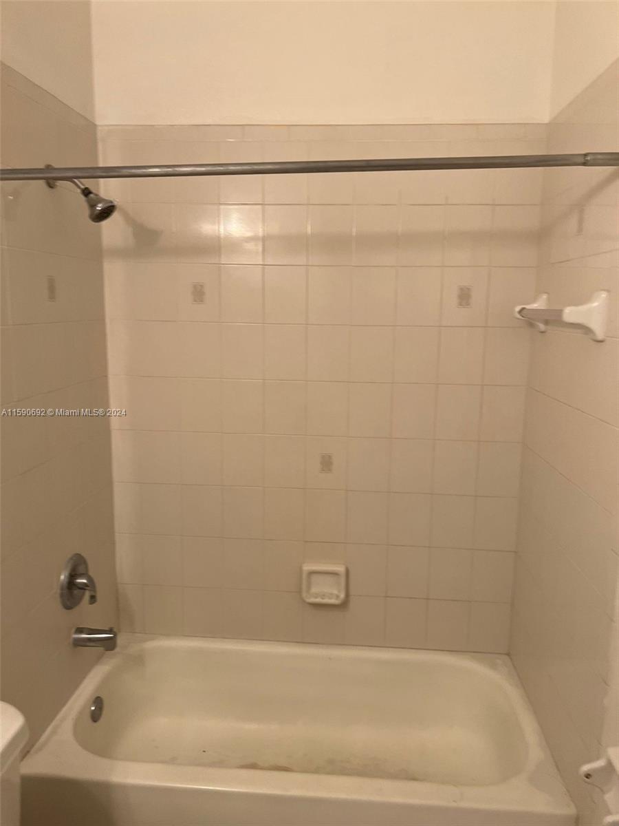 966 San Rafael Property Photo 4