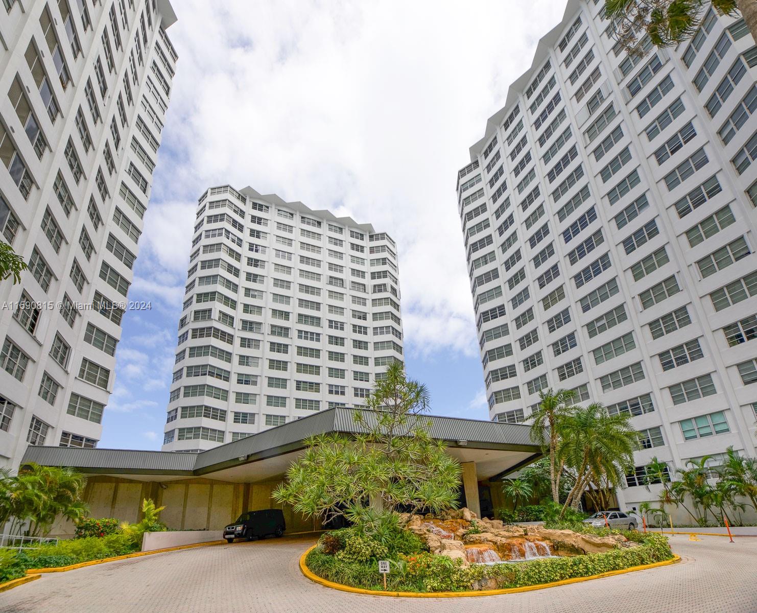825 Brickell Bay Dr 246- 2 Property Photo 8