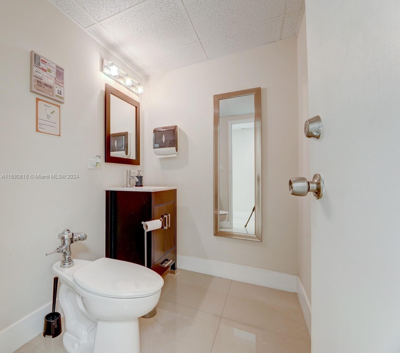 825 Brickell Bay Dr 246- 2 Property Photo 10