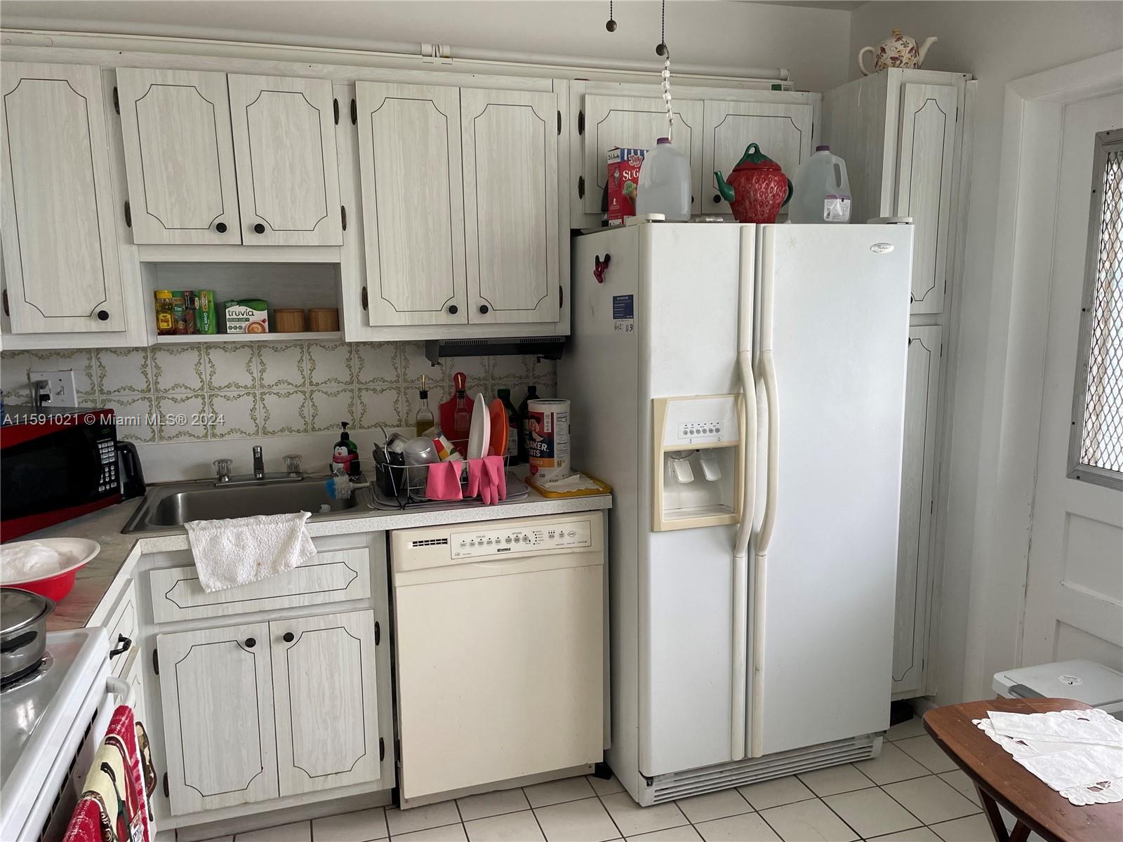 2300 Park Ln 105 Property Photo 10