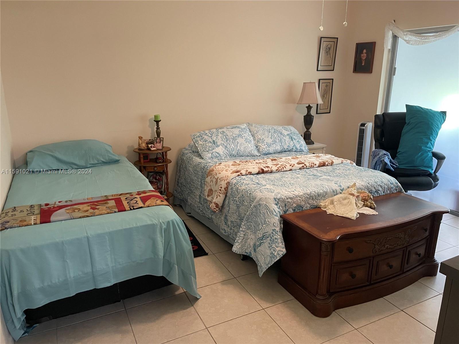 2300 Park Ln 105 Property Photo 14