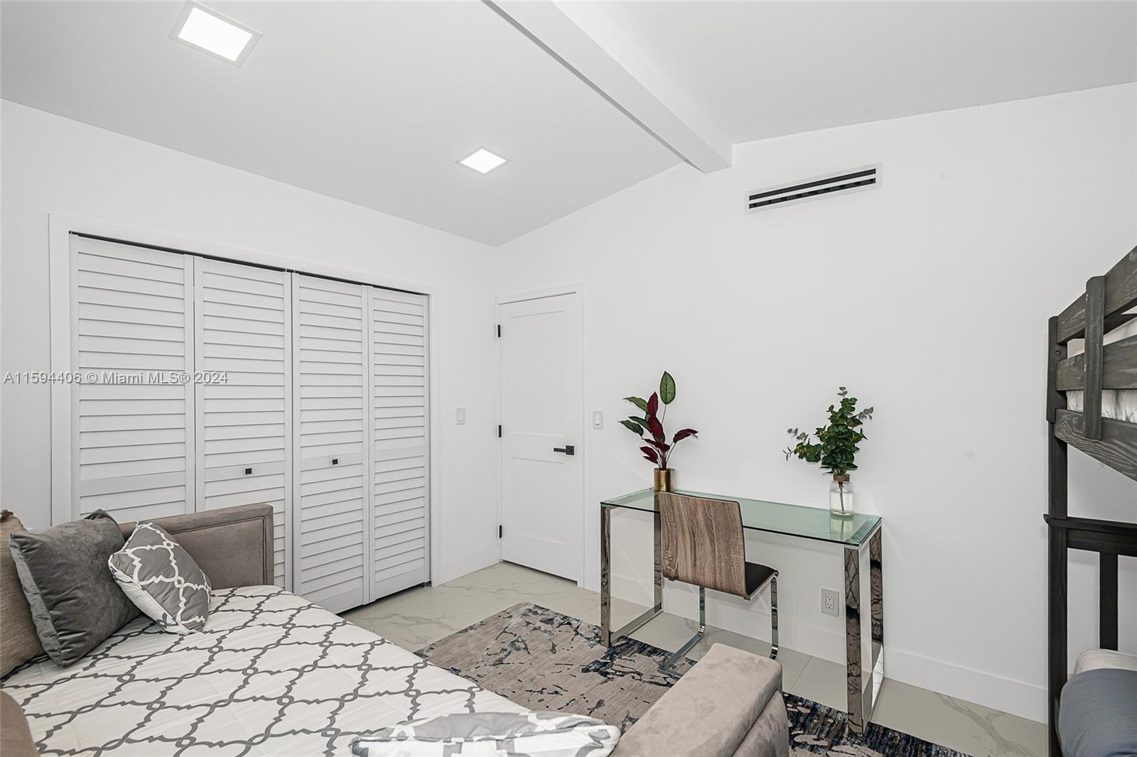 2436 Okeechobe Property Photo 43