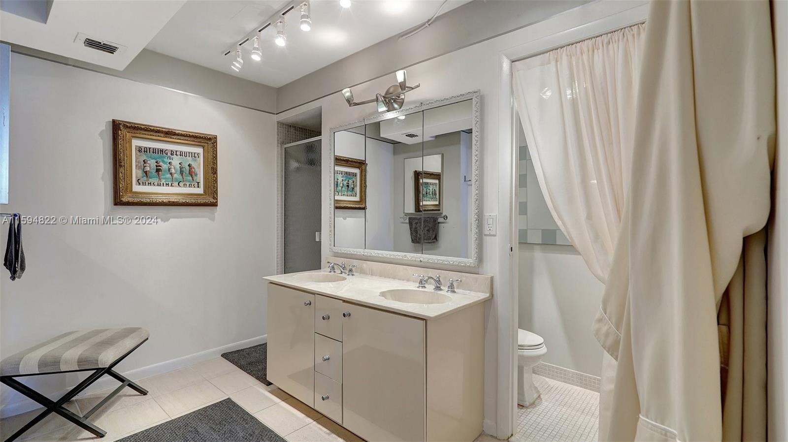 1500 S Ocean Dr 12h Property Photo 16