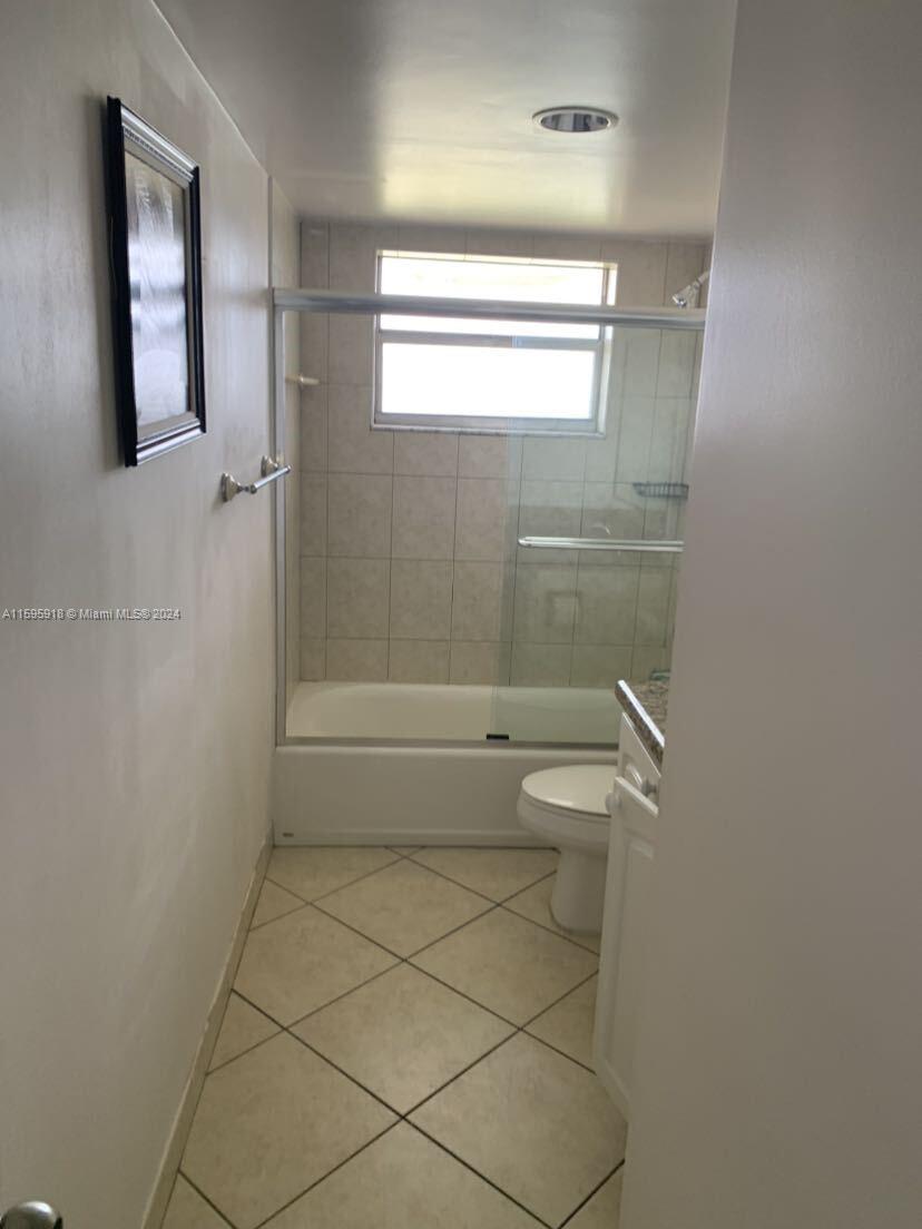 1750 Ne 191st St 628-4 Property Photo 6