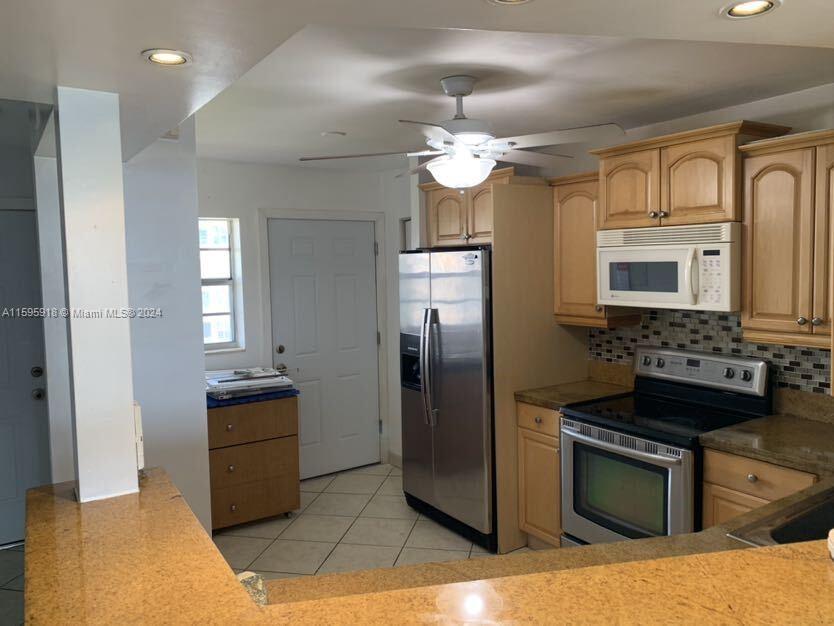 1750 Ne 191st St 628-4 Property Photo 10