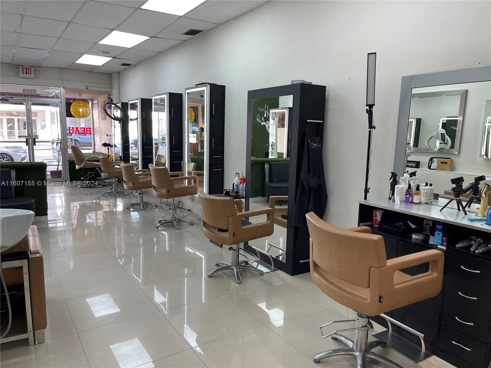 Beauty Salon For Sale Collins Ave Property Photo 3