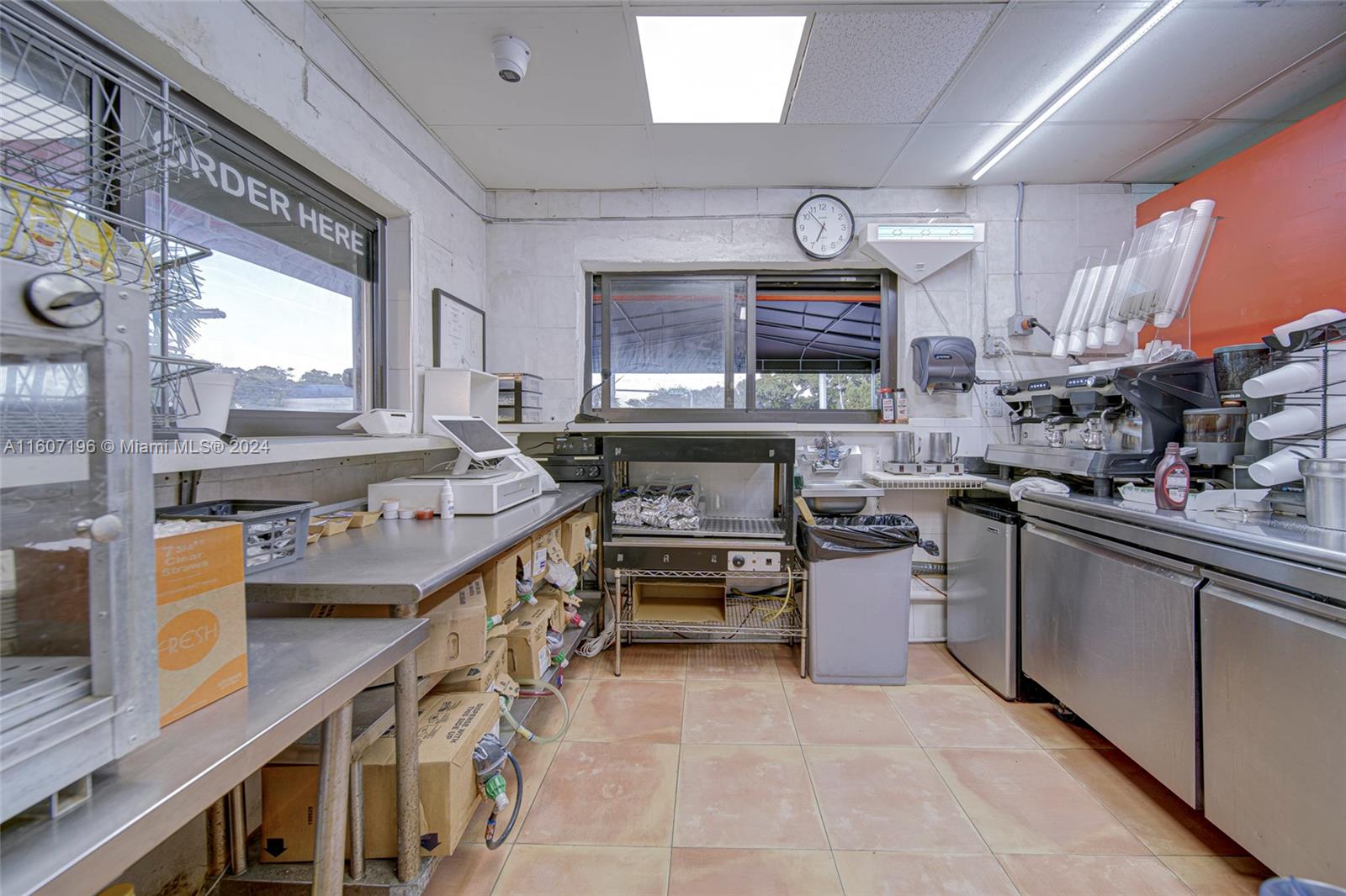 Restaurant With Real Estate Included For Sale In Miami Property Photo 19