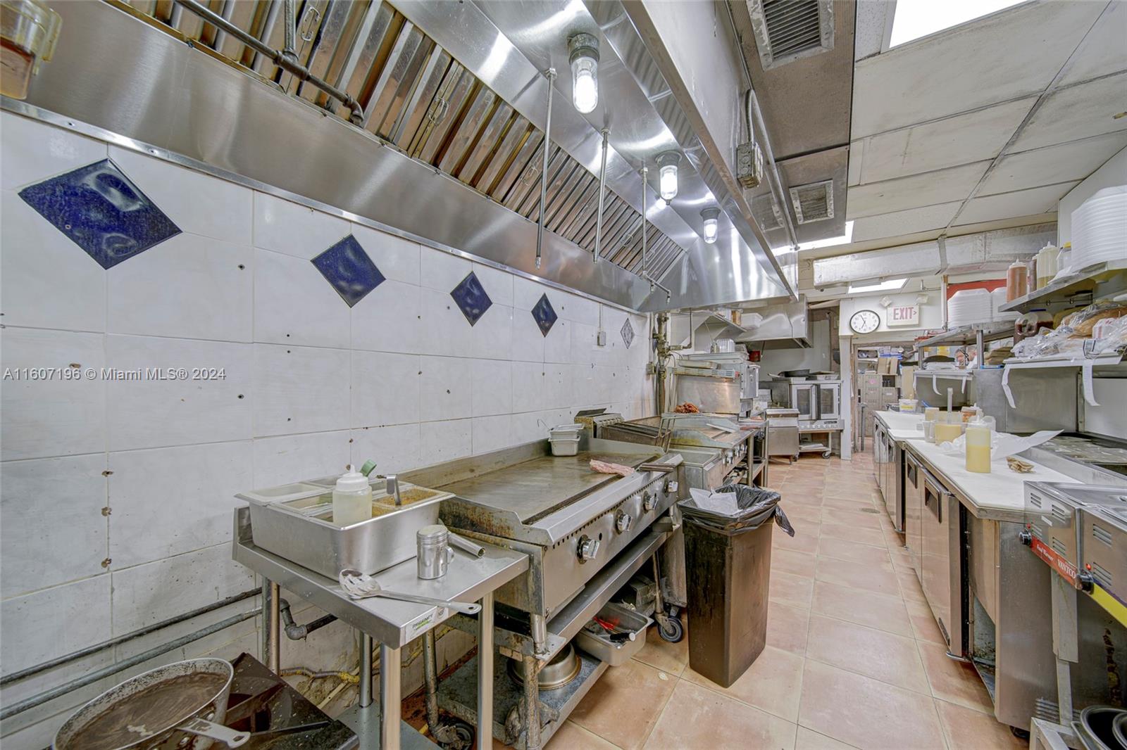Restaurant With Real Estate Included For Sale In Miami Property Photo 27