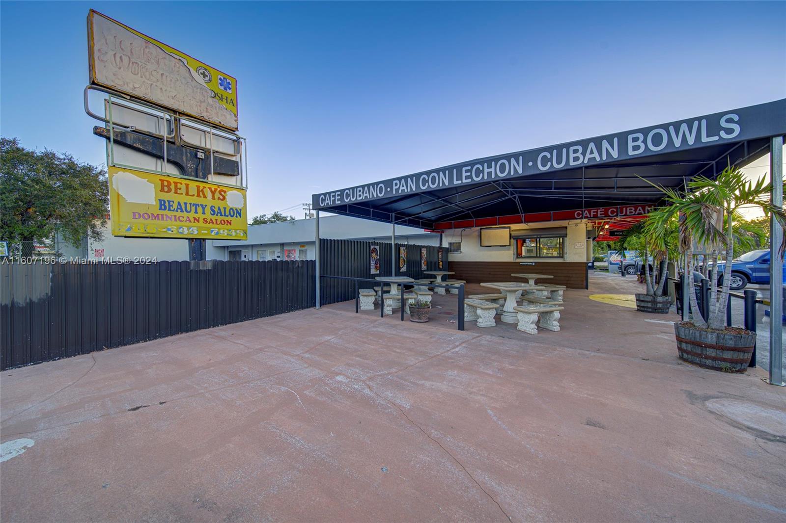 Restaurant With Real Estate Included For Sale In Miami Property Photo 29