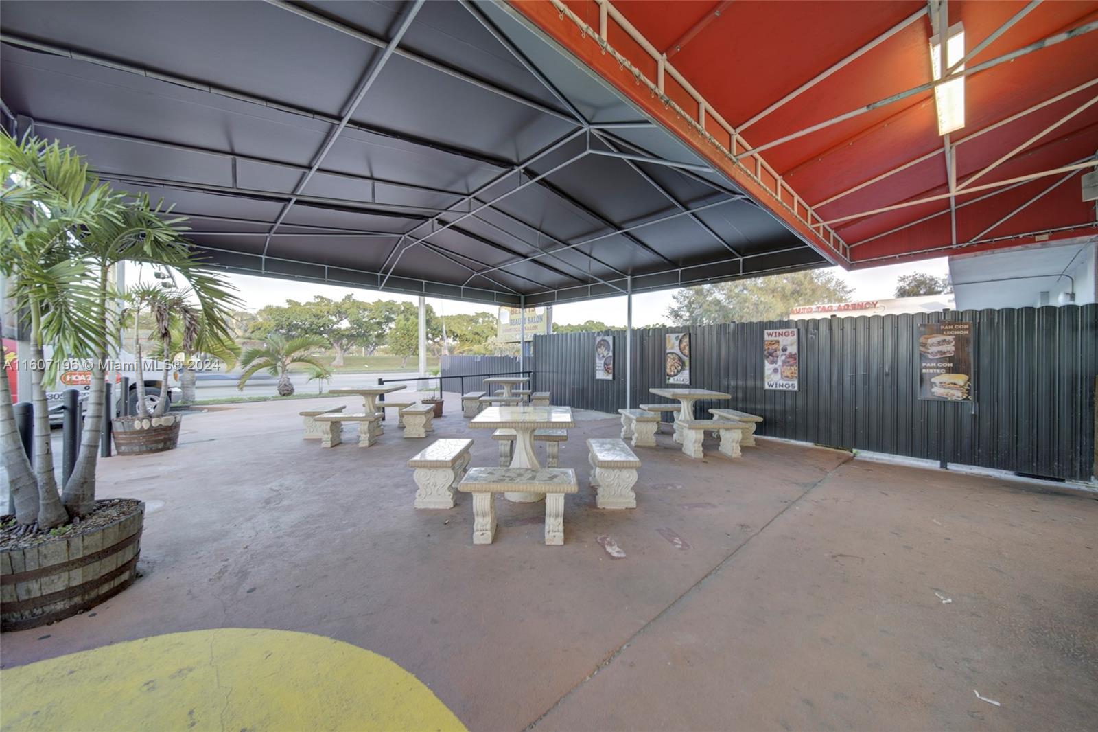 Restaurant With Real Estate Included For Sale In Miami Property Photo 30