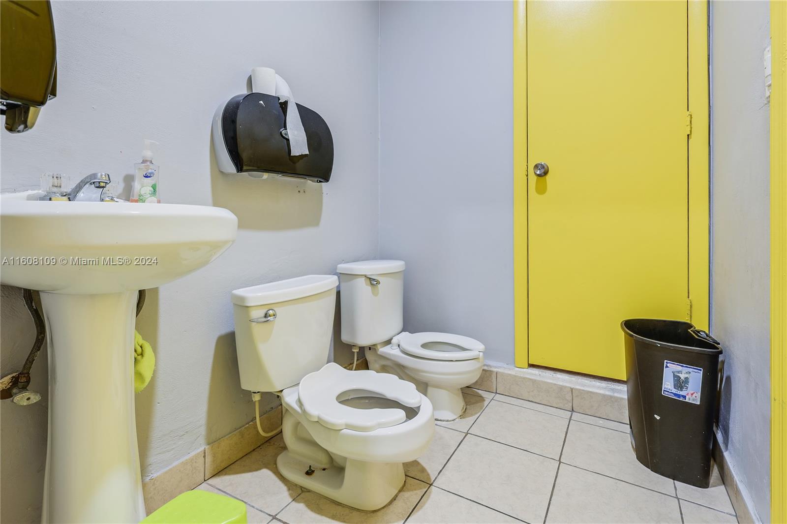 Property Photo 23