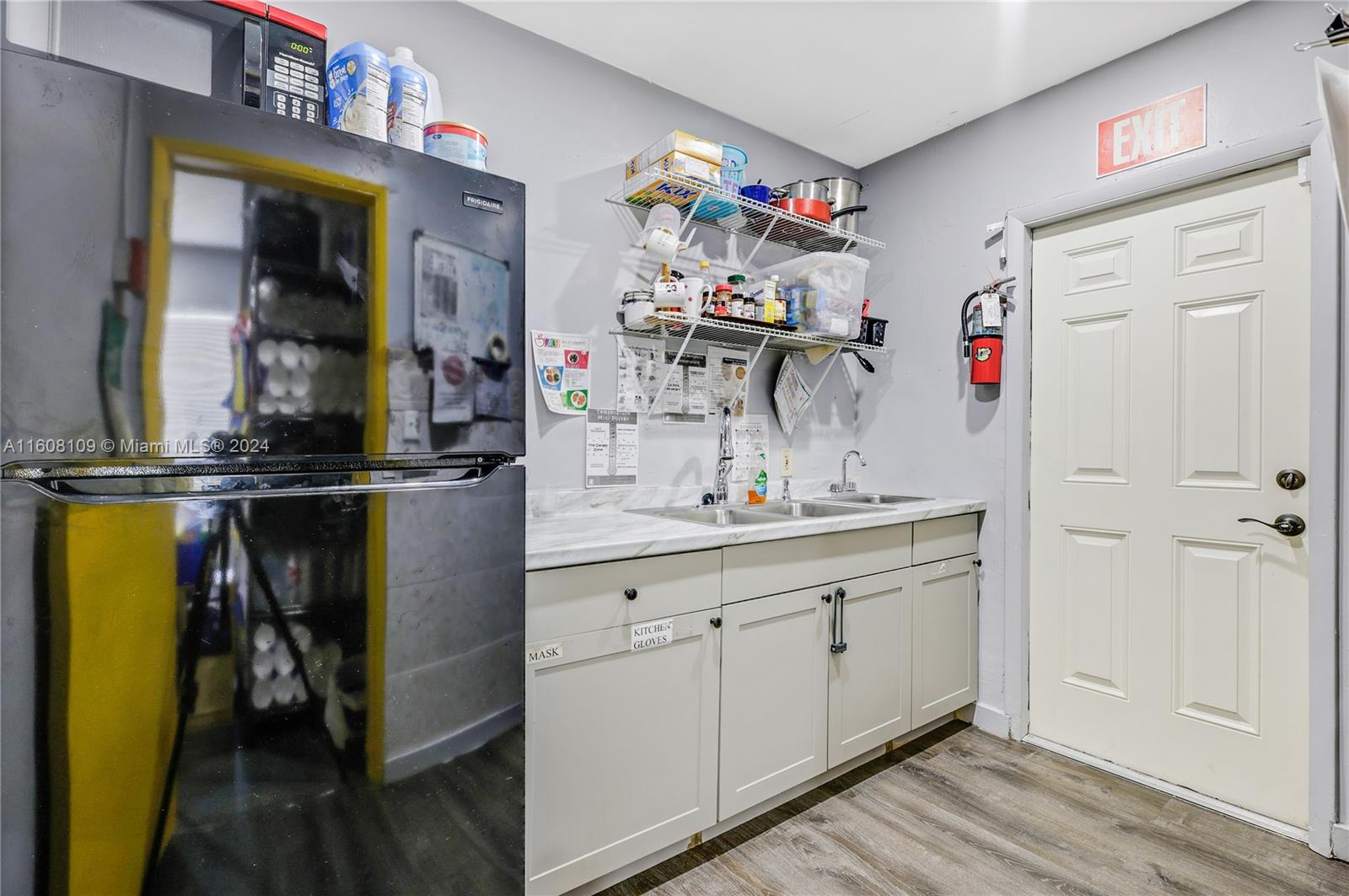 Property Photo 26